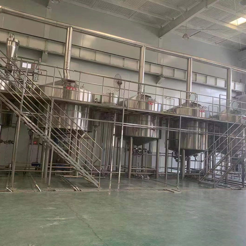 渝北精酿啤酒设备厂—平面布置、设备设计、制造、调试、培训等一条龙服务_COPY